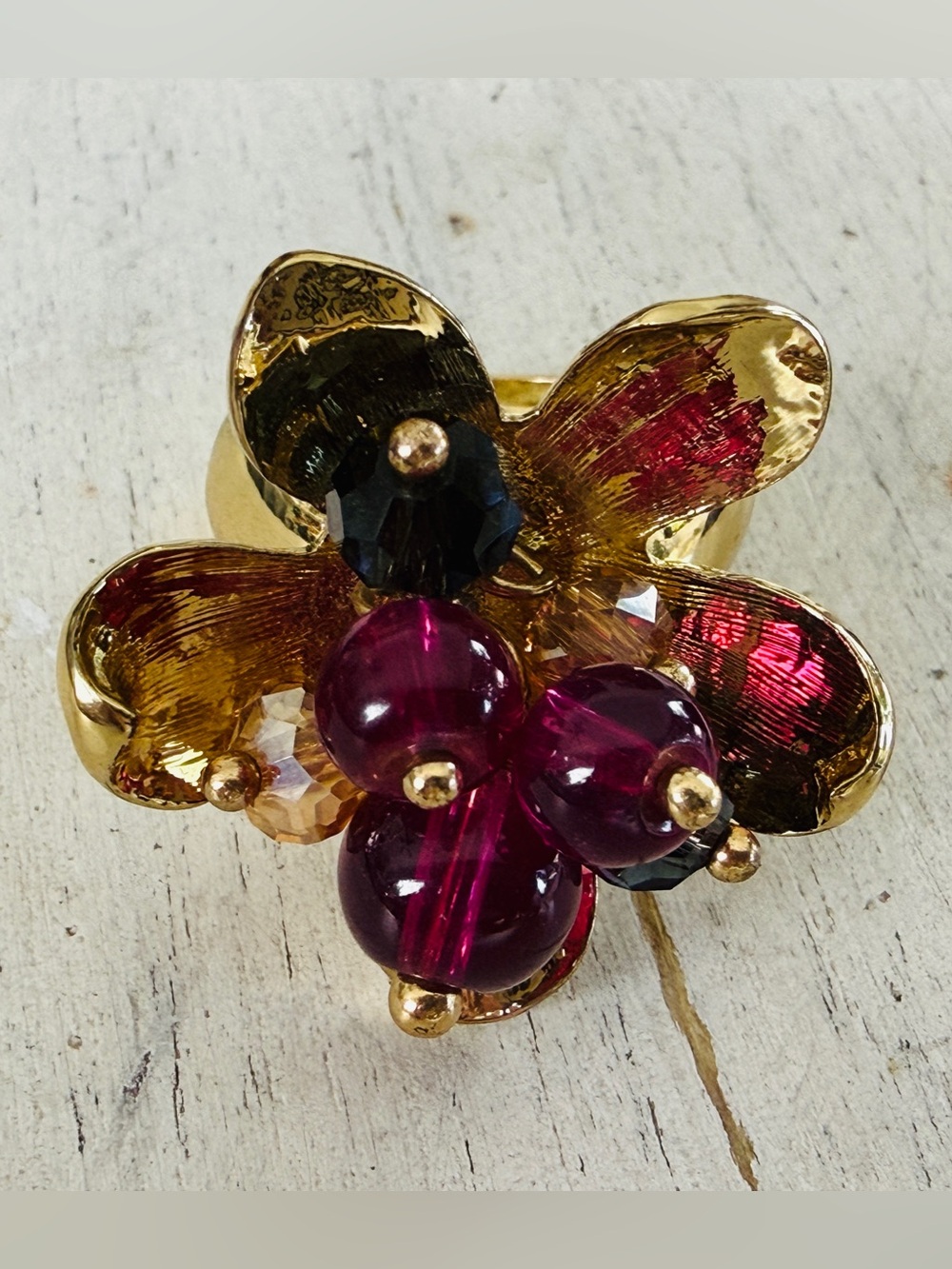 Vera Bradley Bead Cluster Adjust Ring